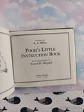 Vintage 1995 Pooh's Little Instruction Book Miniature Hardcover, Like New