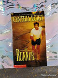 Vintage 1994 The Runner by Cynthia Voigt Scholastic Softcover