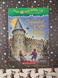 2010 Haunted Castle on Hallow's Eve Magic Tree House #30 Scholastic Softcover, Like New