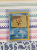 Vintage Common (French) Staryu 65/102 Base Set Non-Holo Pokemon Card - NM